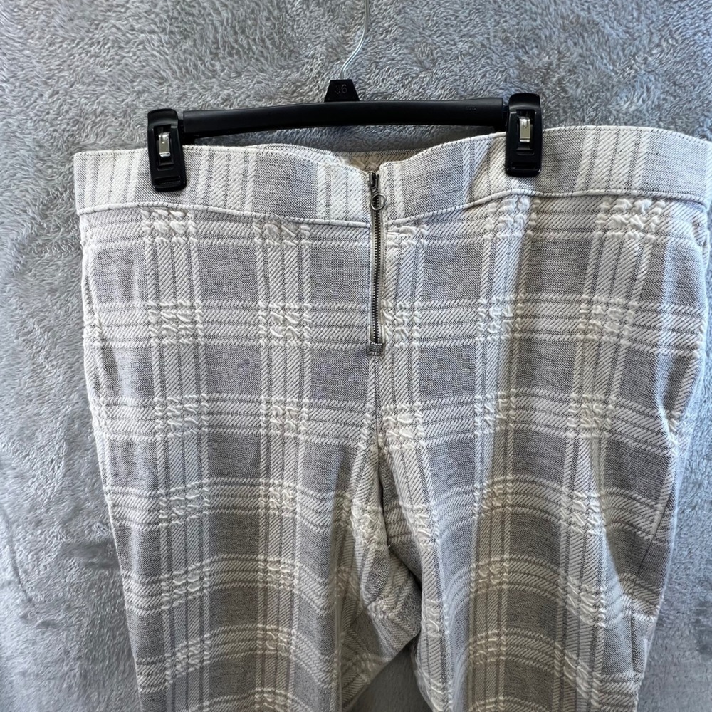 HUE Womens 2X Grey White Plaid Checkered Ankle Pants Dark Academia Split‎ Hem